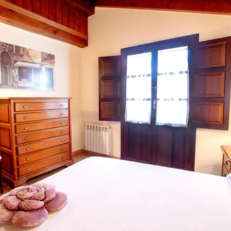 El Rincon De Holiday home Bustio