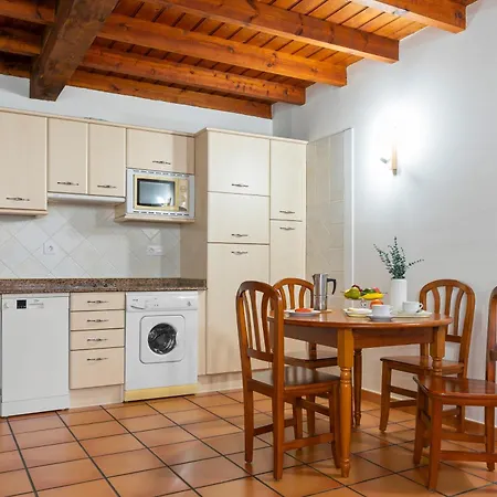El Rincon De Holiday home Bustio